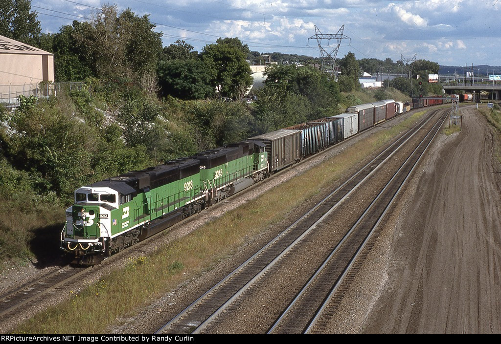 BN 9213 at St Paul